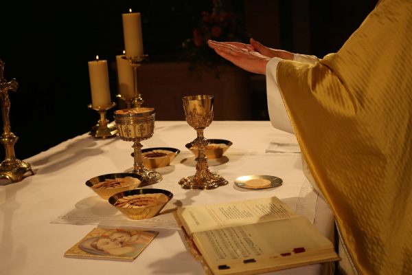 basilica lisieux mass