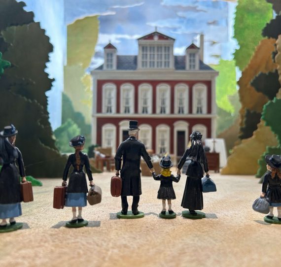 Exposition Pixi : “La petite histoire de sainte Thérèse” s’installe au cloître