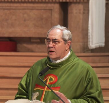 Homélie de la messe dominicale du 25 janvier : “Fixer l’invisible lumière qui se dérobe à sa foi”